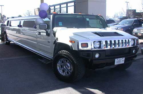 White Hummer H2